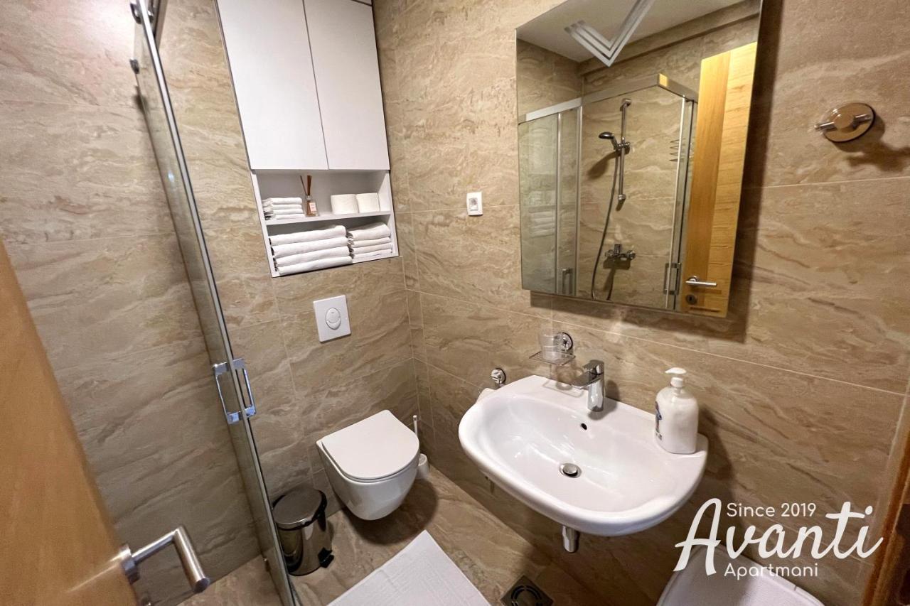 Apartmani Avanti Budva Ngoại thất bức ảnh