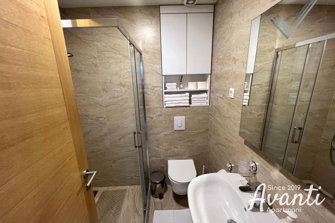 Apartmani Avanti Budva Ngoại thất bức ảnh